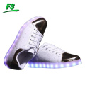 Jinjiang Manufacturer wholesale cómodos zapatos de led con carga USB